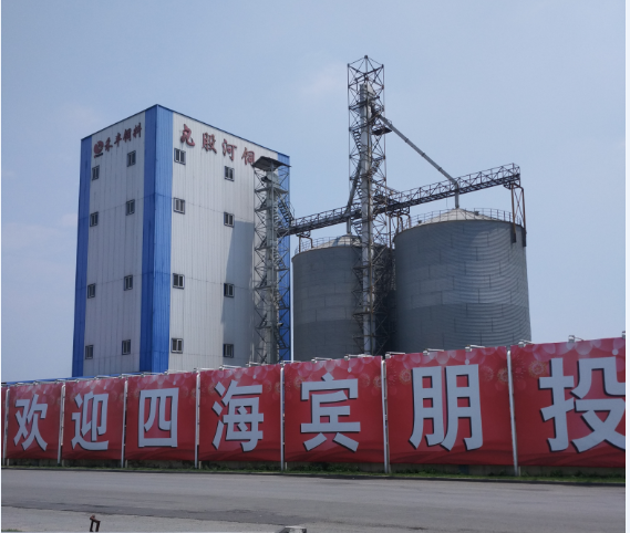鋼鉤廠房防火隔熱吊頂產（chǎn）品優點: